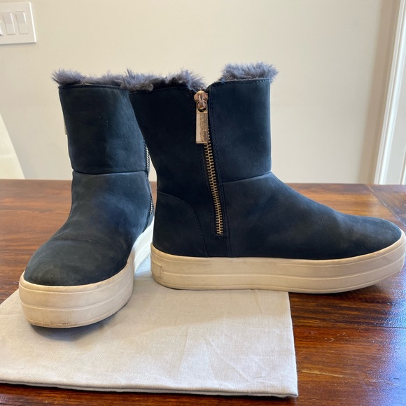 J/Slide Blue-ish grey waterproof suede boot Size 7 - Picture 2 of 7